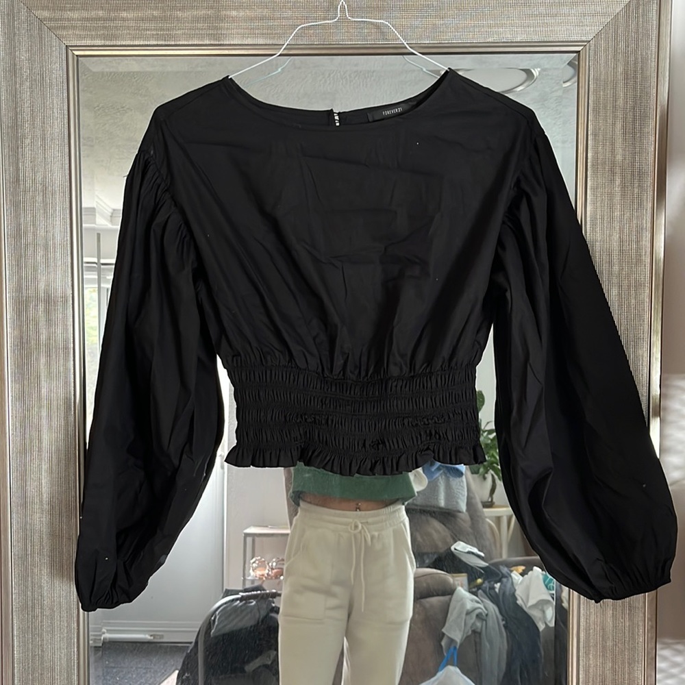 Balloon sleeve cropped shirt